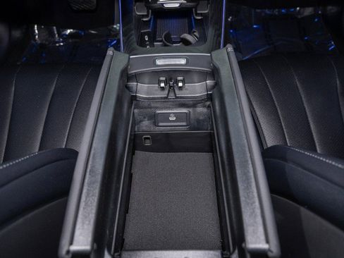 New 2026 Mercedes-Benz E 350 4MATIC Sedan image 24