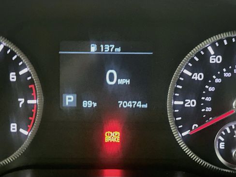 Used 2022 Kia Telluride LX AWD/4WD image 19