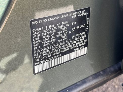 New 2025 Volkswagen Atlas Peak Edition SE image 29