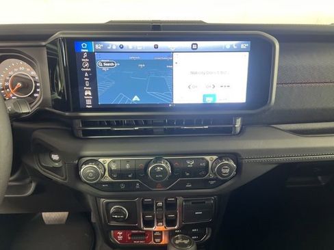 New 2026 Jeep Wrangler Unlimited Rubicon w/ Steel Bumper Group image 21