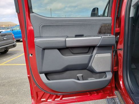 New 2025 Ford F250 Lariat w/ Lariat Ultimate Package image 11