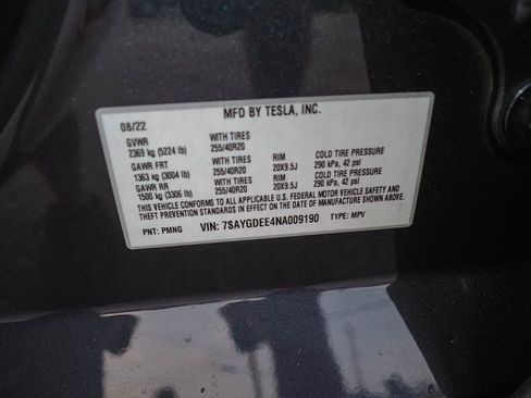 Used 2022 Tesla Model Y Long Range AWD/4WD image 36