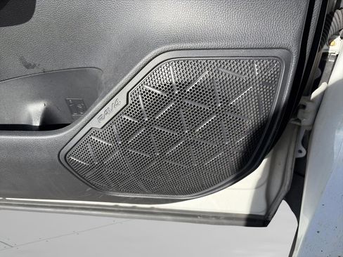 Used 2021 Toyota RAV4 Limited image 29