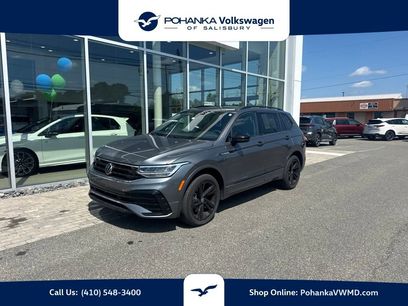 Used 2024 Volkswagen Tiguan SE R-Line