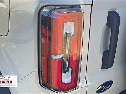 New 2025 Ford Bronco Outer Banks w/ Sasquatch Package image 25