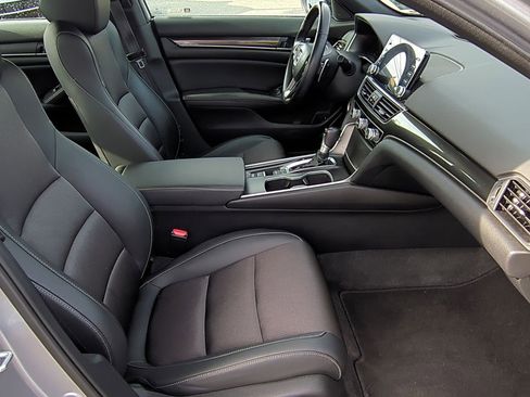 Used 2022 Honda Accord Sport image 26