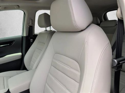 Used 2024 Honda CR-V EX-L image 9
