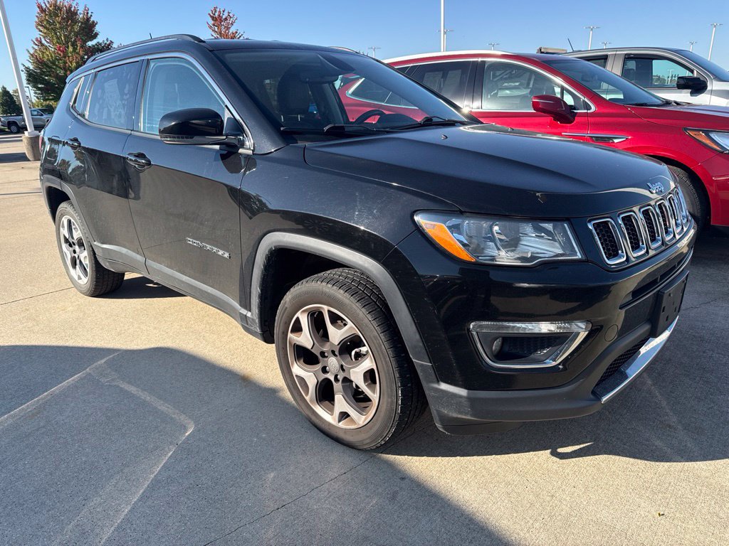 Used 2019 Jeep Compass Limited AWD/4WD image 4