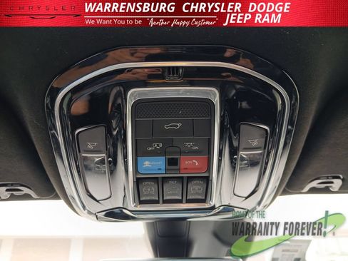 Used 2024 Jeep Grand Wagoneer L Series II w/ Quick Order Packagew 28T AWD/4WD image 30