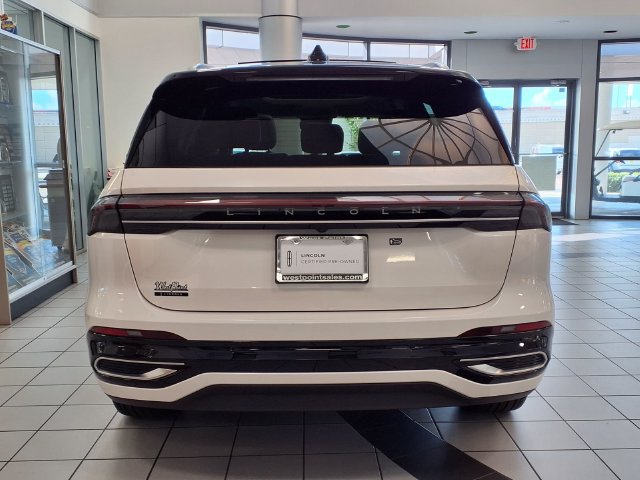 Certified 2026 Lincoln Nautilus Reserve AWD/4WD image 23