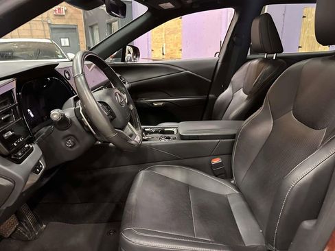 Used 2023 Lexus RX 350 Premium Plus w/ Cold Area Package AWD/4WD image 15