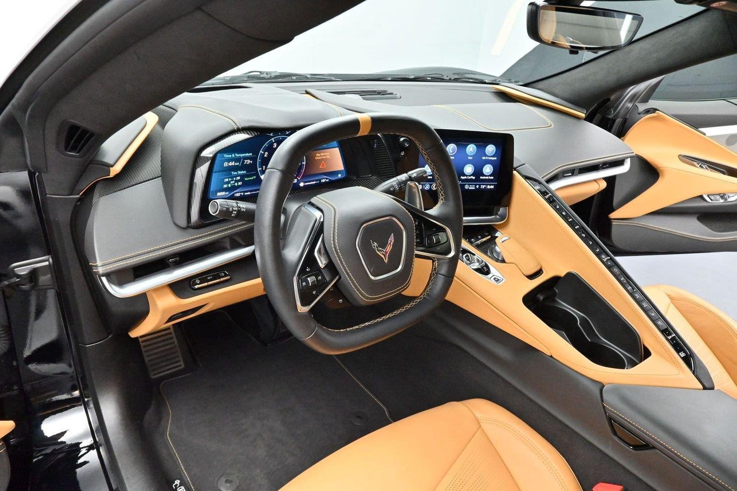 Used 2021 Chevrolet Corvette Stingray Premium Conv w/ Z51 Performance Package RWD image 14