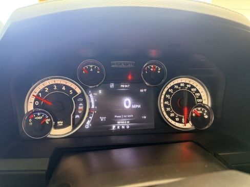 Used 2016 RAM 2500 Laramie w/ Protection Group image 22