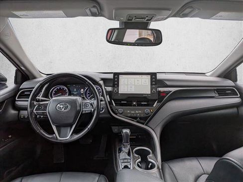 Certified 2022 Toyota Camry XLE image 21