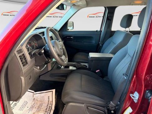 Used 2012 Jeep Liberty Sport w/ Driver Convenience Group AWD/4WD image 13