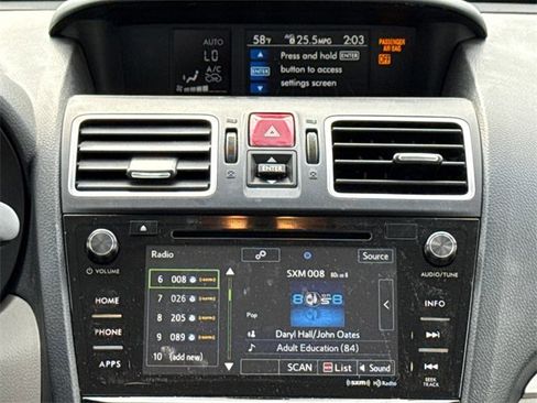 Used 2018 Subaru Forester 2.5i Premium w/ All-Weather Package image 12