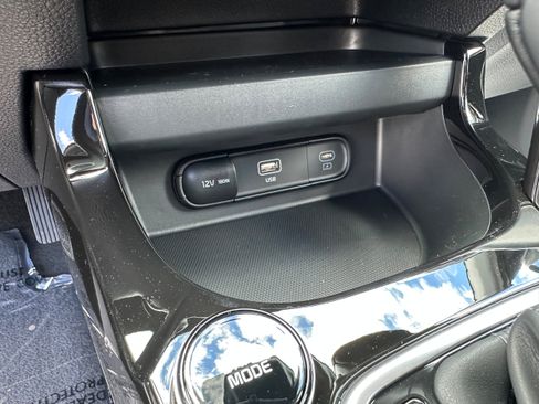 New 2026 Kia Seltos S AWD/4WD image 25