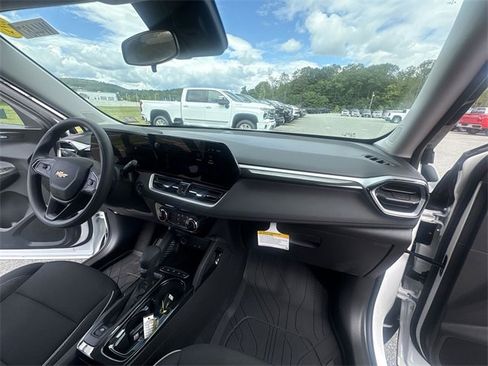 New 2026 Chevrolet TrailBlazer LT image 30