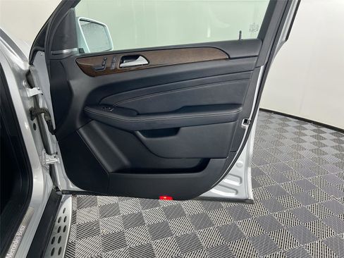 Used 2014 Mercedes-Benz ML 350 4MATIC image 28