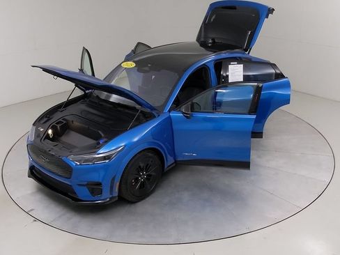 Certified 2025 Ford Mustang Mach-E GT AWD/4WD image 54