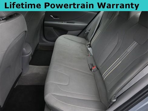 Used 2022 Hyundai Elantra SEL image 20