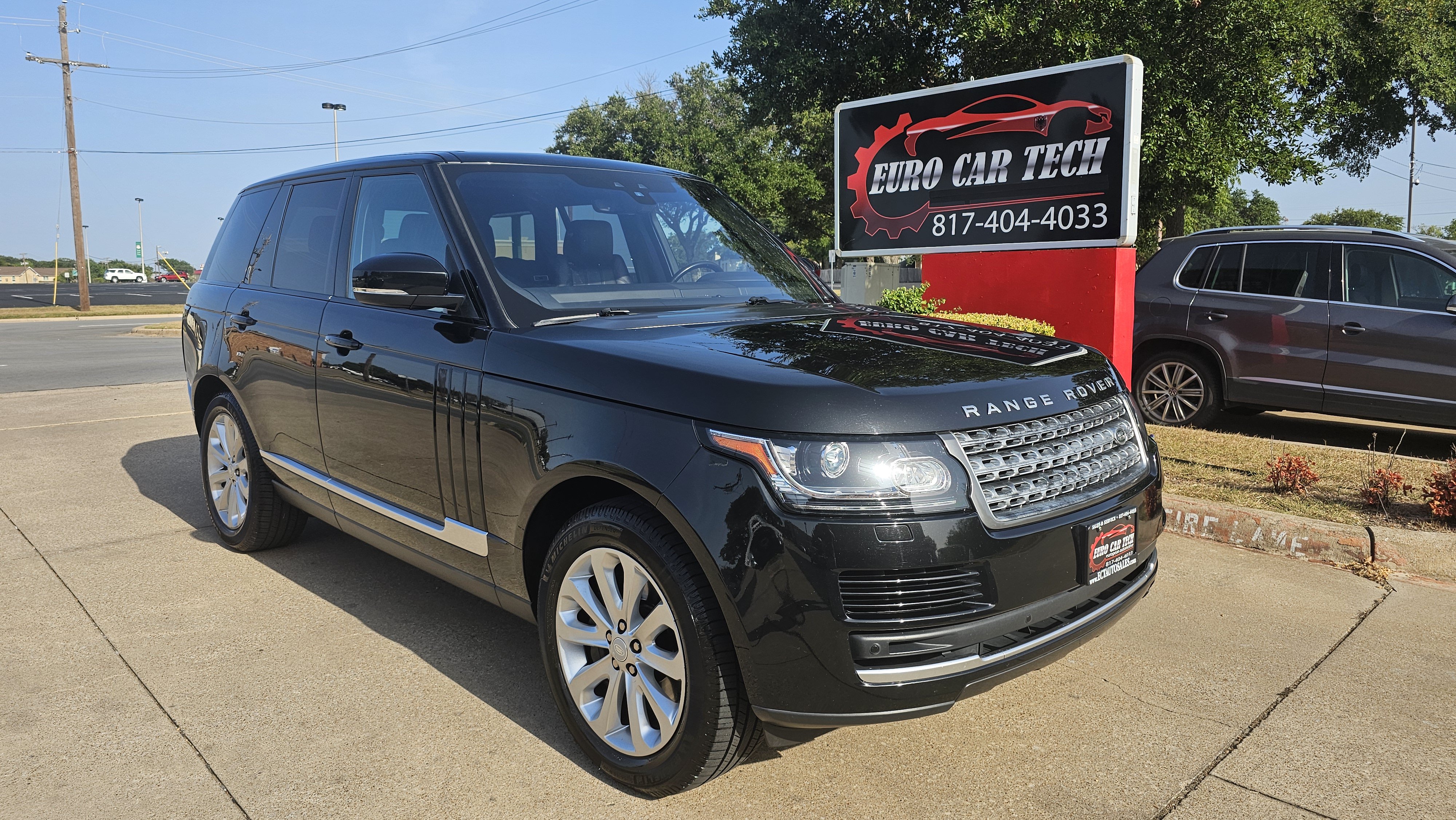 Used 2017 Land Rover Range Rover HSE AWD/4WD image 6