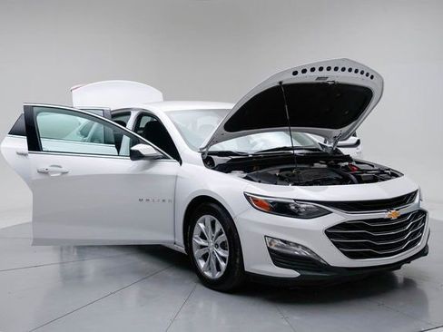 Used 2024 Chevrolet Malibu LT image 19
