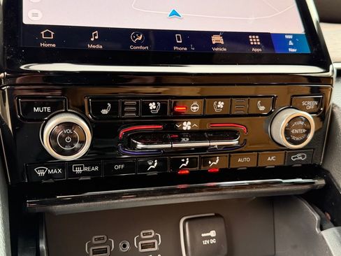 New 2025 Jeep Grand Cherokee L Summit w/ Advanced Protech Group IV image 21