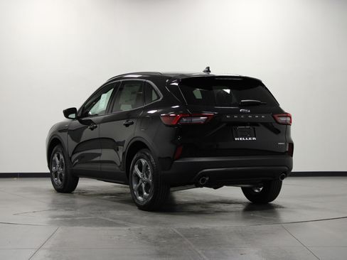 New 2026 Ford Escape ST-Line w/ Cold Weather Package image 6