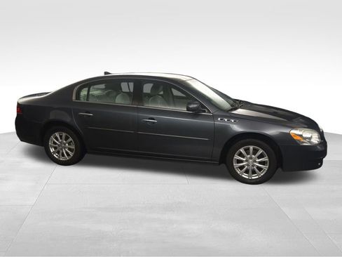Used 2010 Buick Lucerne CX image 10