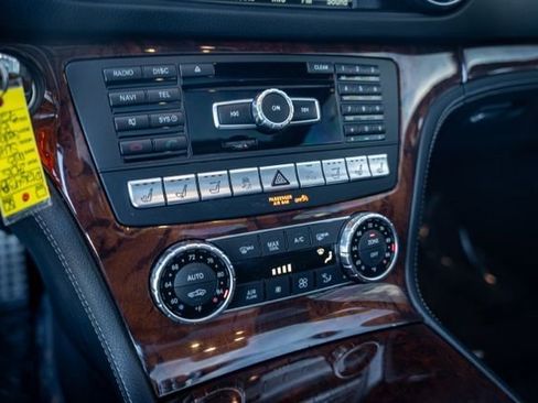 Used 2015 Mercedes-Benz SL 400 image 32