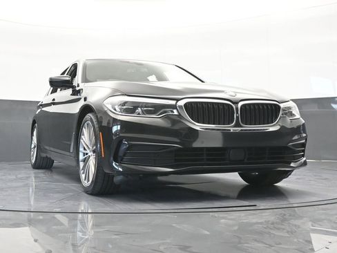 Used 2019 BMW 530i w/ Premium Package RWD image 75