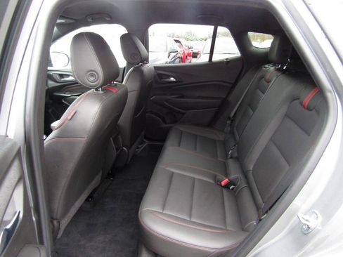 Used 2024 Chevrolet Trax RS w/ Driver Confidence Package image 18