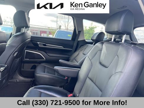 Certified 2022 Kia Telluride S image 11