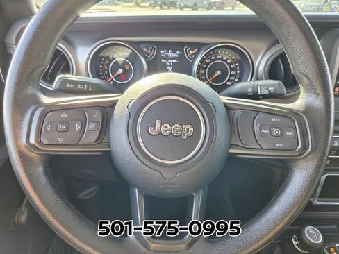 Used 2023 Jeep Gladiator Sport AWD/4WD image 32