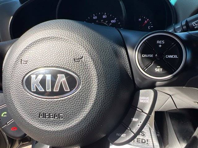 Used 2019 Kia Soul FWD image 23