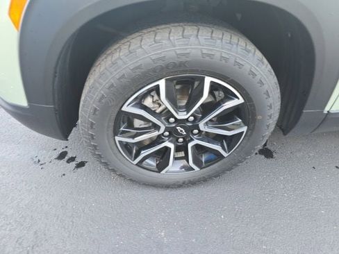 Certified 2024 Chevrolet TrailBlazer ACTIV AWD/4WD image 12