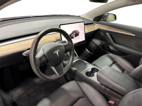 Certified 2023 Tesla Model 3 Standard Range RWD image 9