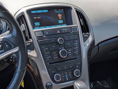 Used 2016 Buick Verano w/ Comfort Package FWD image 18