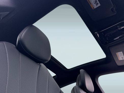 New 2026 Mercedes-Benz EQE 320 EQE 320 image 15