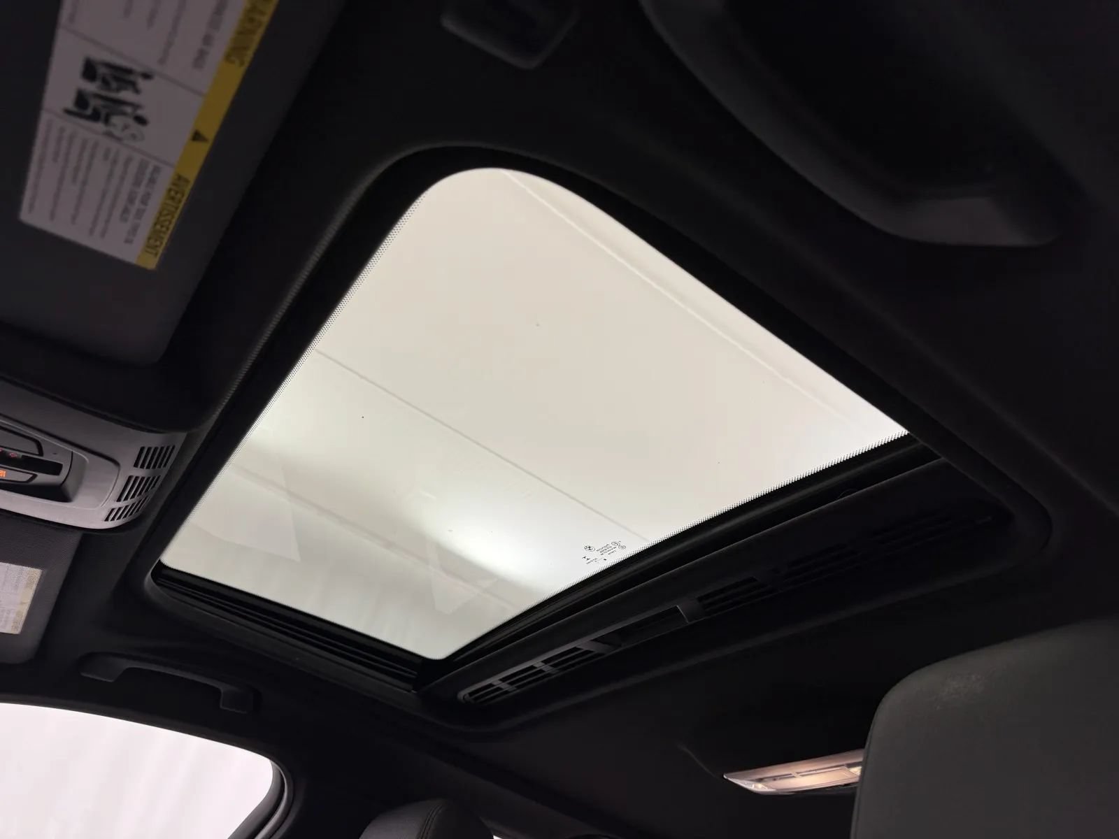 Used 2016 BMW 340i Sedan RWD image 4