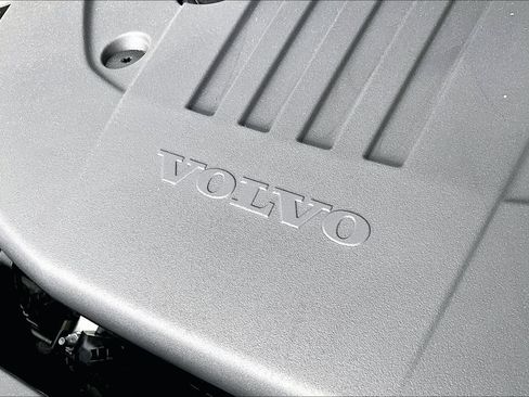 New 2026 Volvo XC60 B5 Core AWD/4WD image 26