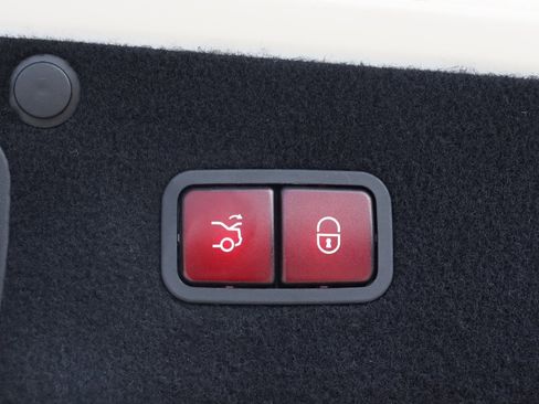 Used 2016 Mercedes-Benz Maybach S 600 Maybach S 600 image 9