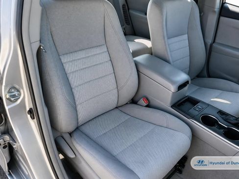 Used 2017 Toyota Camry LE FWD image 10