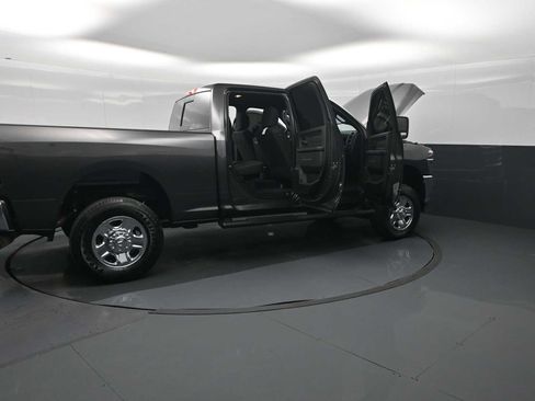 Used 2025 RAM 2500 Tradesman AWD/4WD image 28