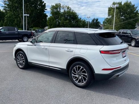 Used 2022 Lincoln Corsair AWD w/ Equipment Group 101A image 3