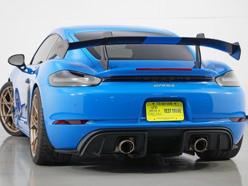 Used 2024 Porsche 718 Cayman GT4 RS w/ Weissach Package image 6
