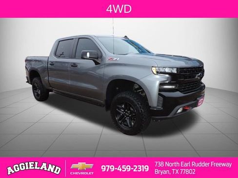 Used 2021 Chevrolet Silverado 1500 LT Trail Boss w/ Convenience Package II image 1