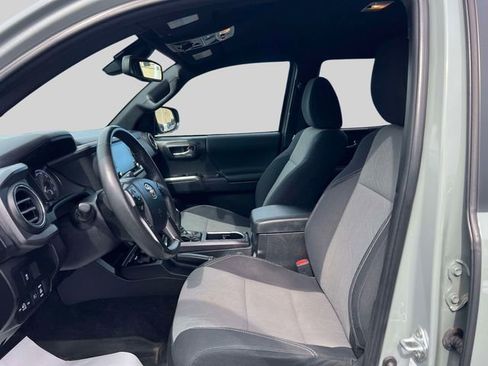 Certified 2023 Toyota Tacoma TRD Off-Road image 14