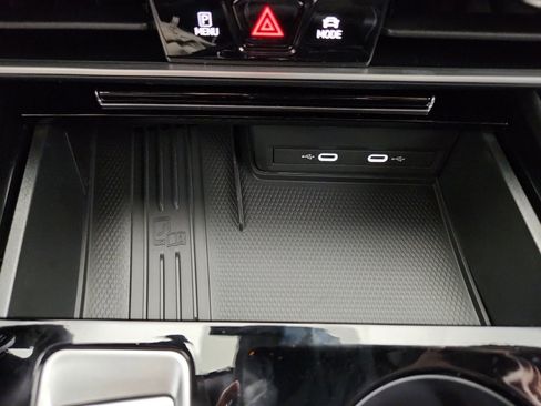 New 2026 Volkswagen Atlas SE FWD image 24